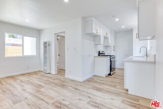 Building Photo - 2318 Glover Pl