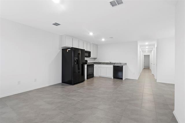 Building Photo - 144 Thresher Ln