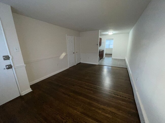 Building Photo - 6430 1/2 Tulip Street