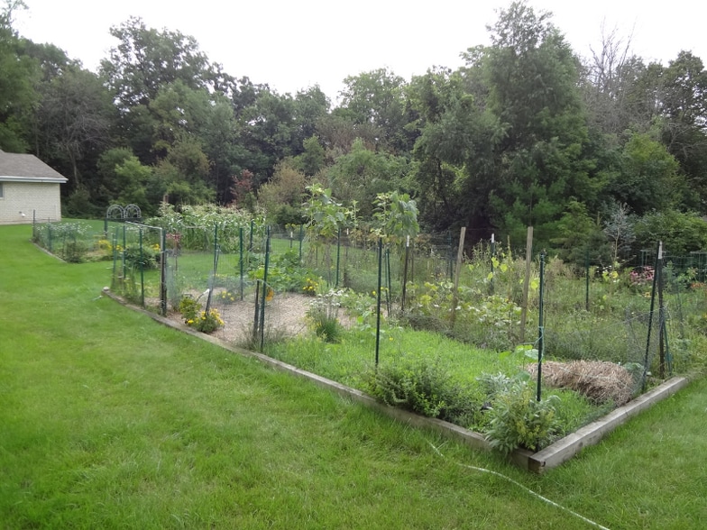 Building Photo - 6320 S 35th St