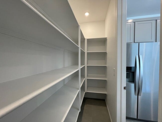 Building Photo - 3 BED 2.5 BATH 2 CAR GARAGE TOWNHOME FOR RENT IN CADENCE MASTER PLANNED COMMUNITY