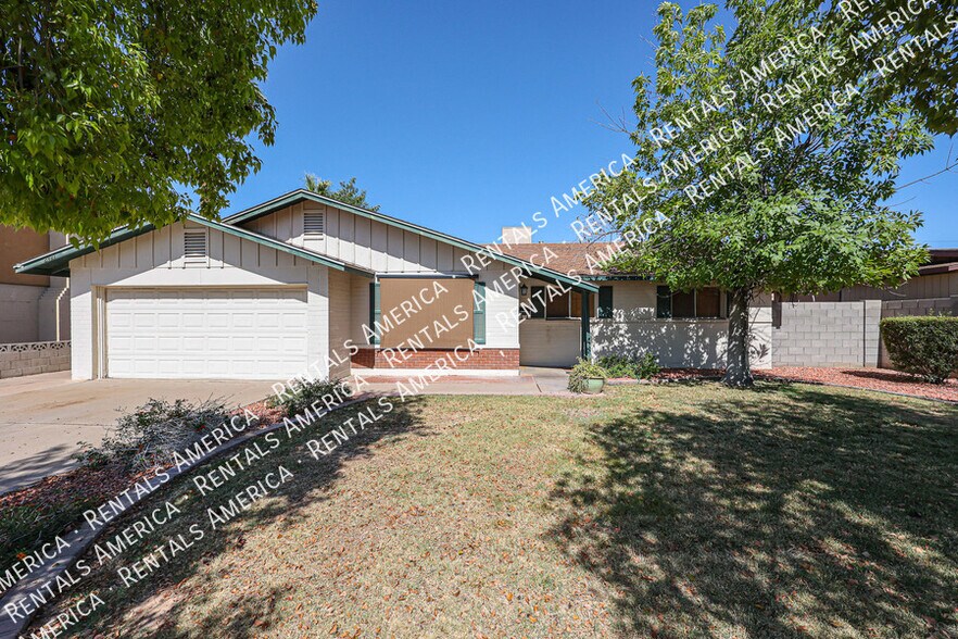 Primary Photo - 2421 S Terrace Rd