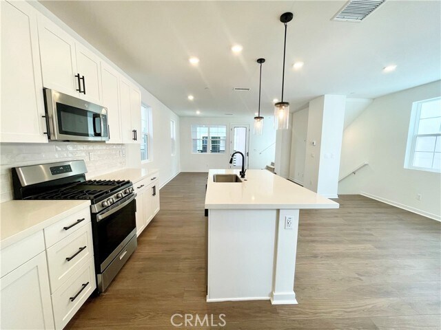 Building Photo - 4446 S Bryant Pso