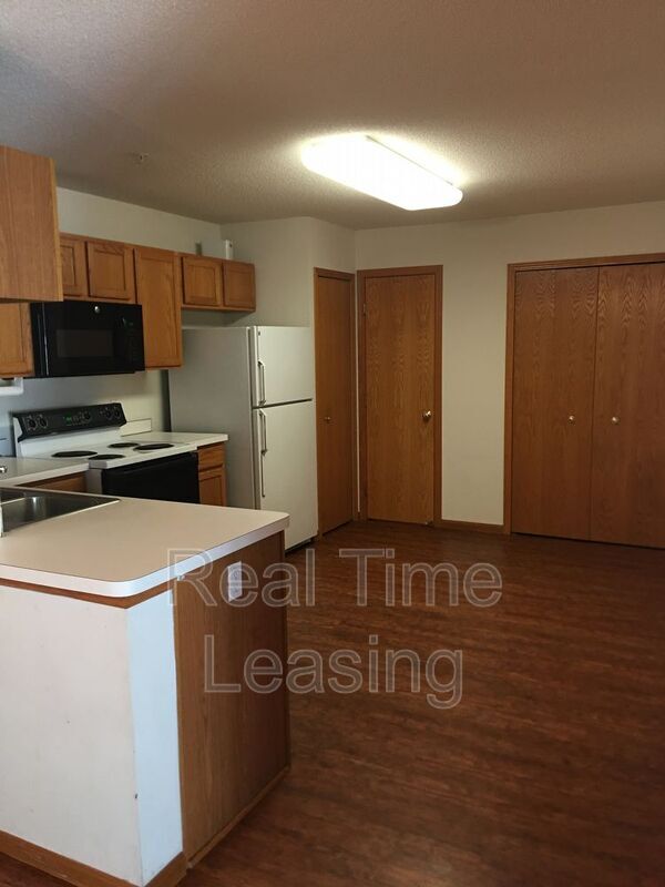 Building Photo - 8997 Scarlet Globe Dr