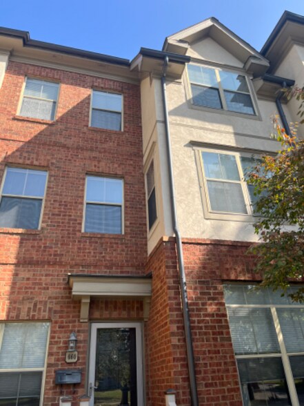 Primary Photo - 53 Victorian Gate Wy