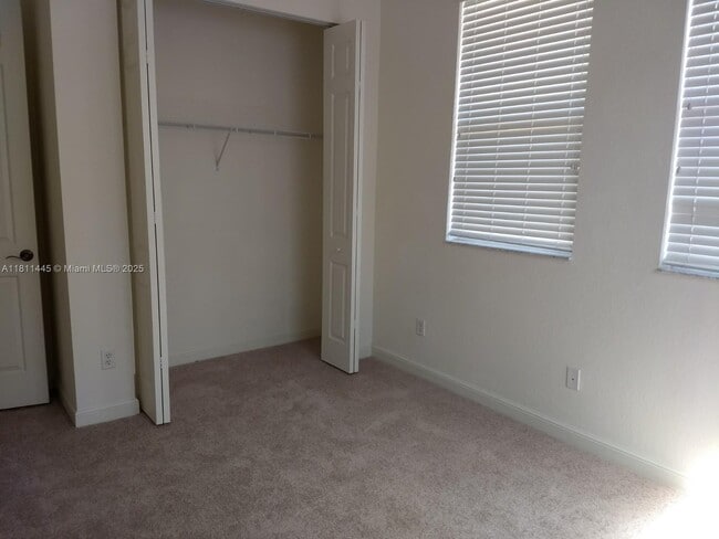 Building Photo - 601 Pacific Grove Dr