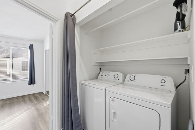 Building Photo - 18804 N 33rd Dr