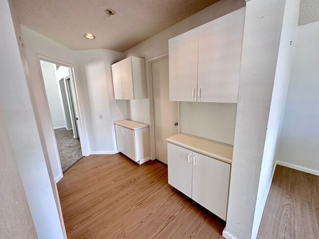 Building Photo - For Rent - [The Arbors] 91-1131 Laaulu St. #11C, Ewa Beach, HI 96706