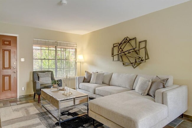 Building Photo - 7801 Shoal Creek Blvd