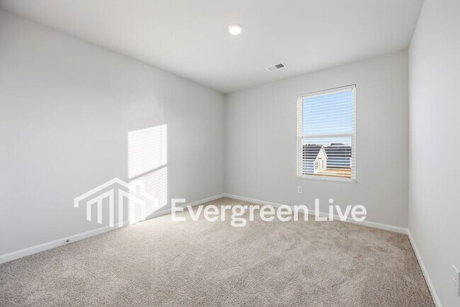 Building Photo - 1306 Willow Oaks Wy