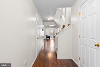 Building Photo - 2552 Blue Water Blvd