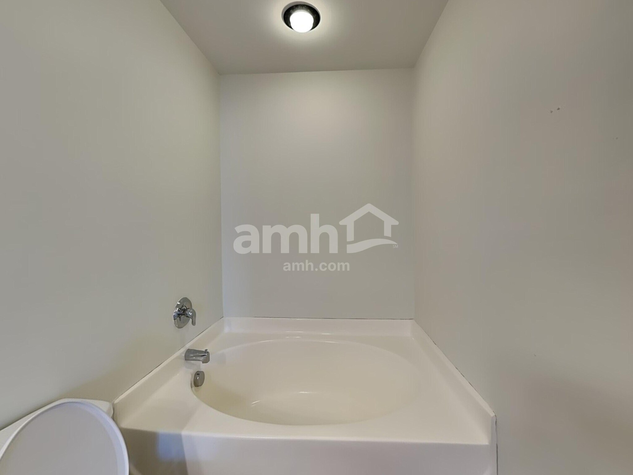 Building Photo - 3515 Herkimer Dr