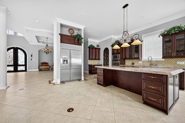 Building Photo - 3802 Louvre Ln