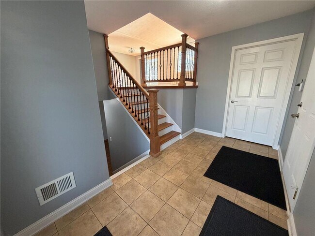 Building Photo - 11941 69th Ave N