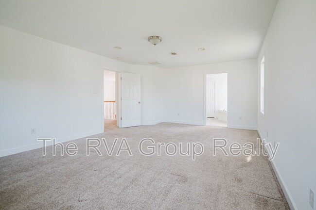 Building Photo - 4900 Lofton Dr