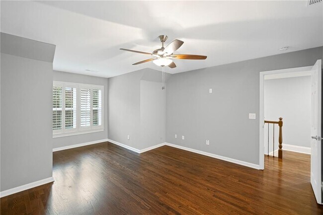 Building Photo - 710 Weybridge Pl