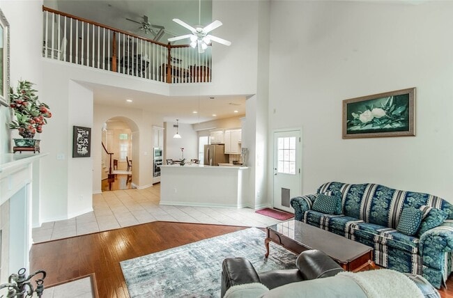 Building Photo - 3920 Autumn Ln