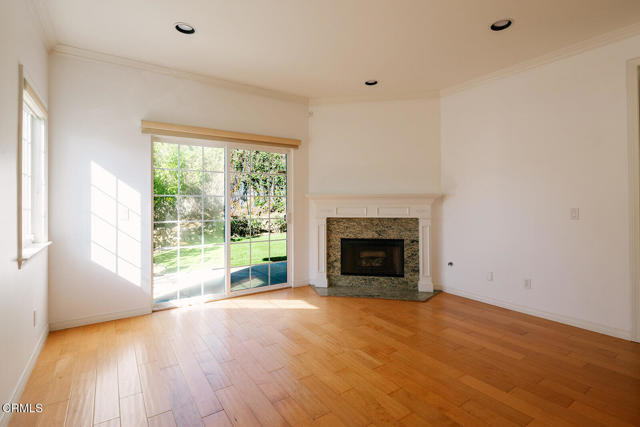 Building Photo - 2409 Olive Ave