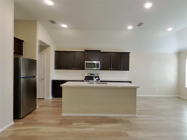 Building Photo - 2428 Dolostone Dr