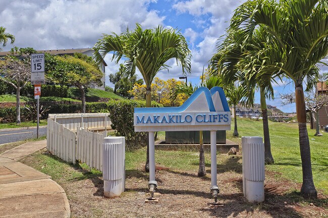 Building Photo - Pet Friendly Makakilo Condo with Gorgeous ...