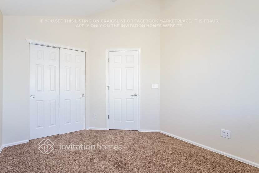 Building Photo - 524 Fox Run Cir