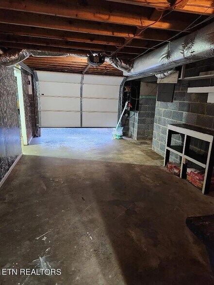 Building Photo - 507 Tipton Ave