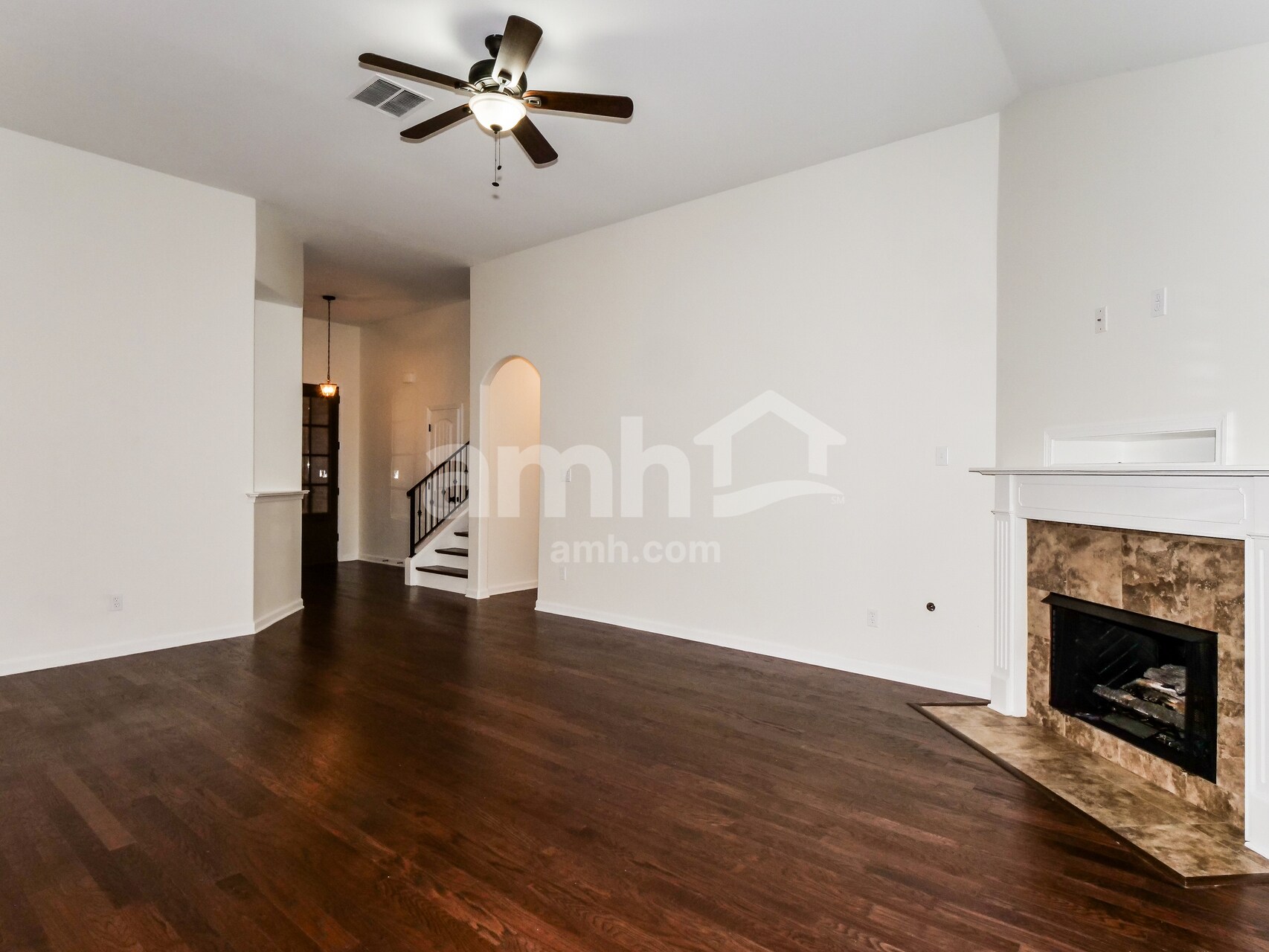 Building Photo - 45 Donna Lyn Dr