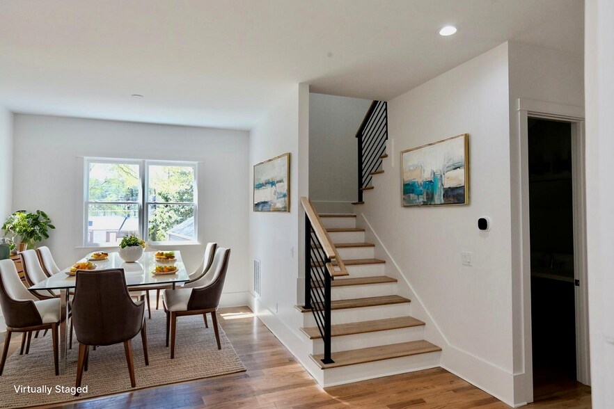 Building Photo - 2611 Charlesgate Ave