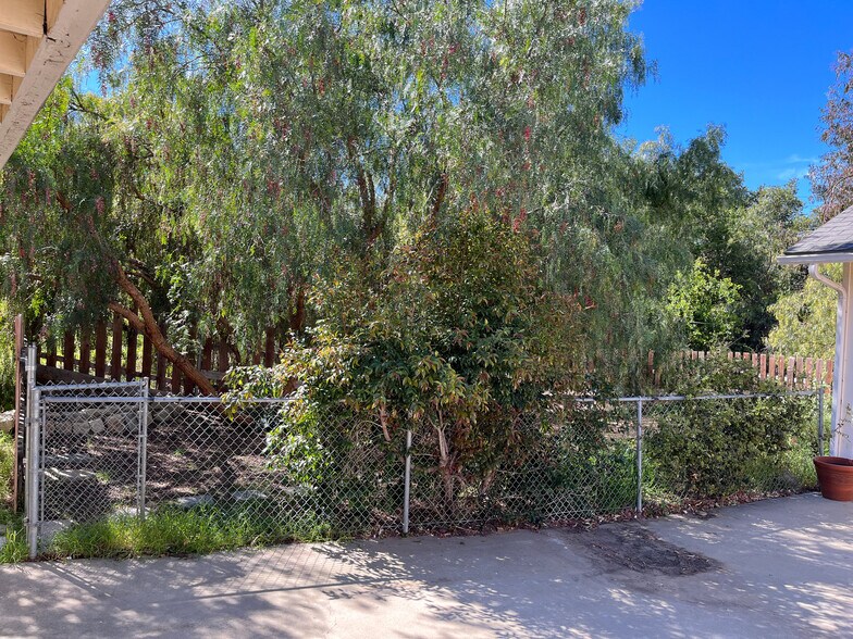 Building Photo - 4477 Meadowlark Ln