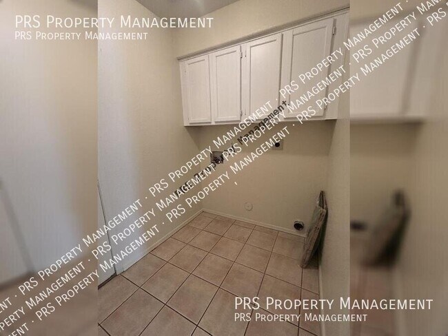 Building Photo - 51 N Del Pueblo Pl