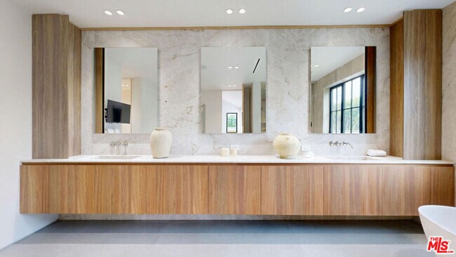 Building Photo - 12227 Tweed Ln