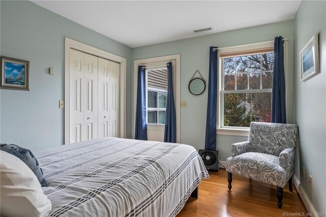 Building Photo - 33 Marshfield Rd