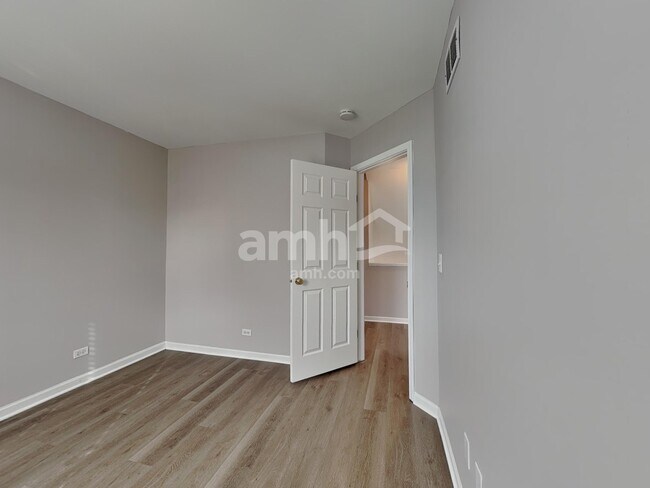 Building Photo - 1613 Gleneagle Ct