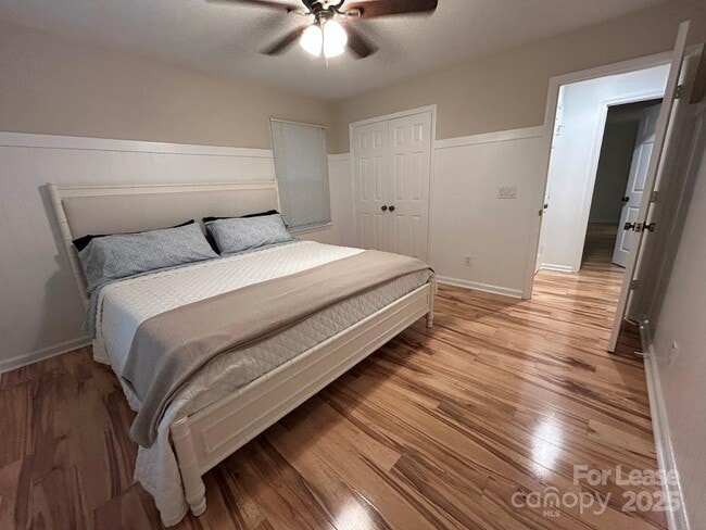 Building Photo - 10316 Whitethorn Dr