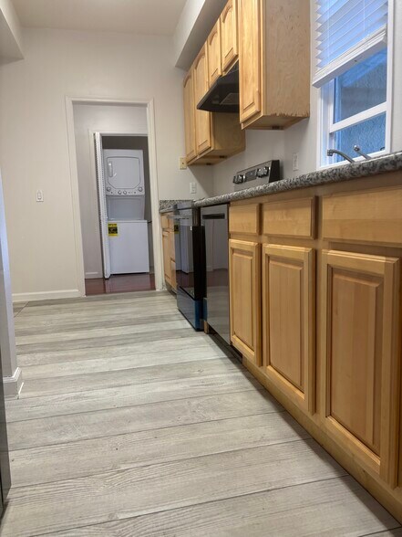 Kitchen - 2445 Telegraph Ave