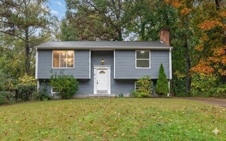 Building Photo - 8435 Othello Pl