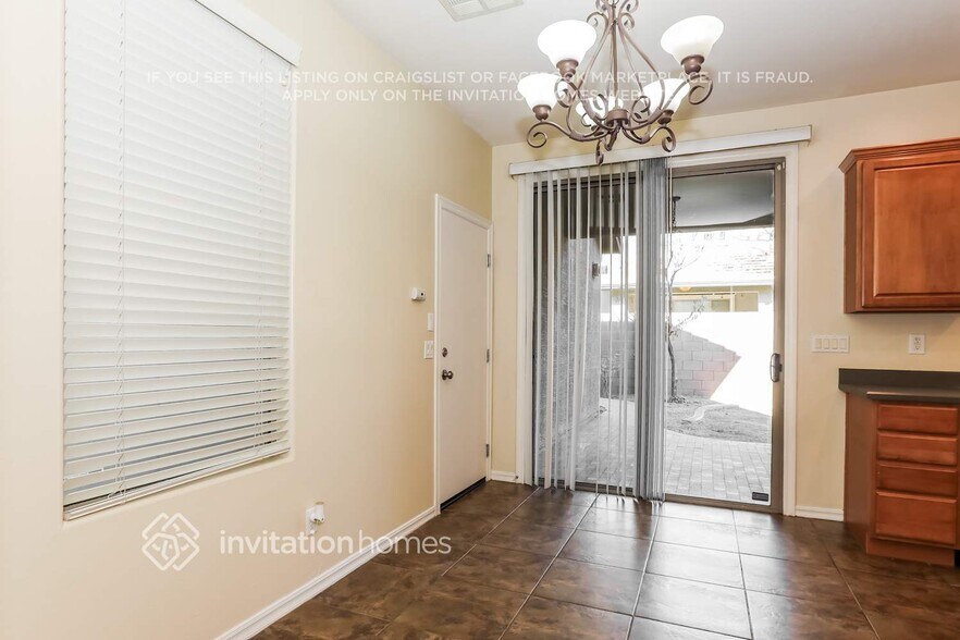 Building Photo - 18854 E Swan Dr