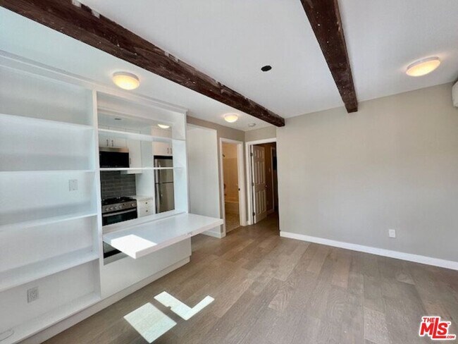 Building Photo - 1920 Preston Ave