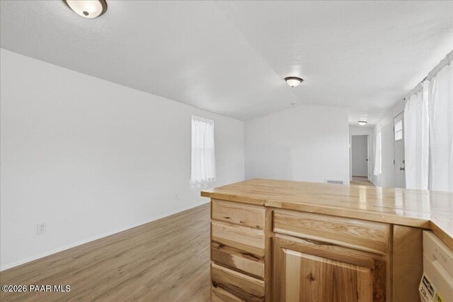 Building Photo - 25415 Cedar Dr