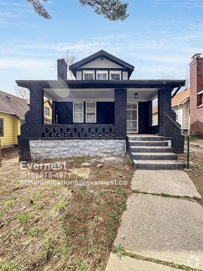 Building Photo - Charming 4-Bedroom Home with Finished Base...