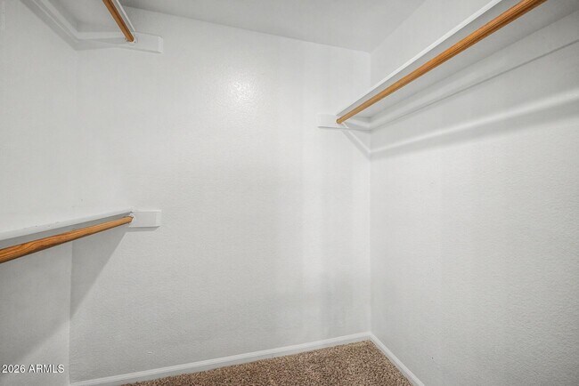 Building Photo - 10610 S 48th St