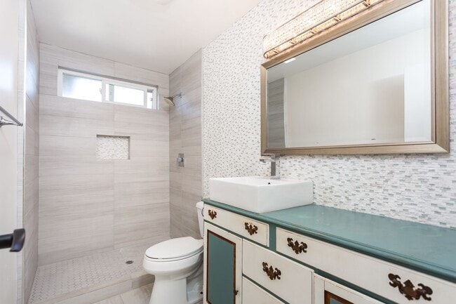 Building Photo - Spacious Single Family Home in Imperial Beach