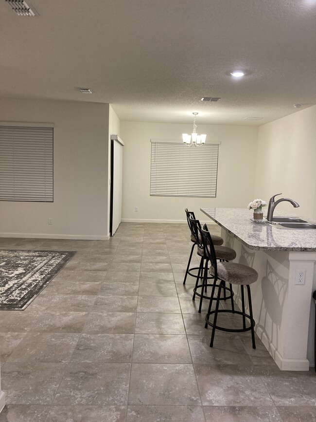 Building Photo - 10789 SW Cremona Way