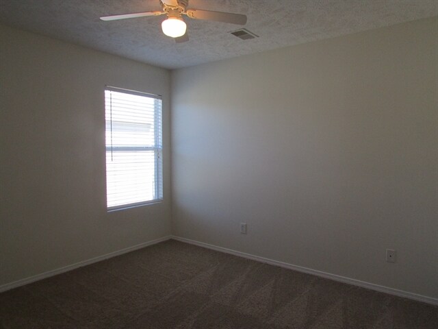 Building Photo - 2651 Sutherland Dr