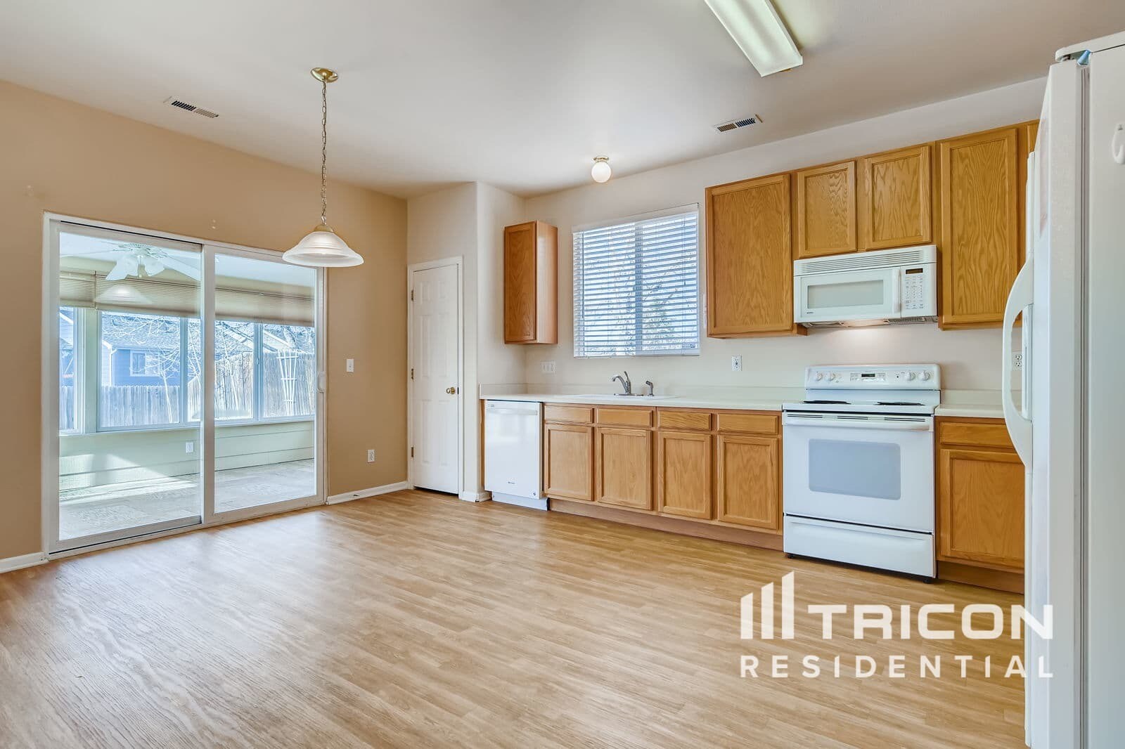 Building Photo - 7089 Cattle Dr