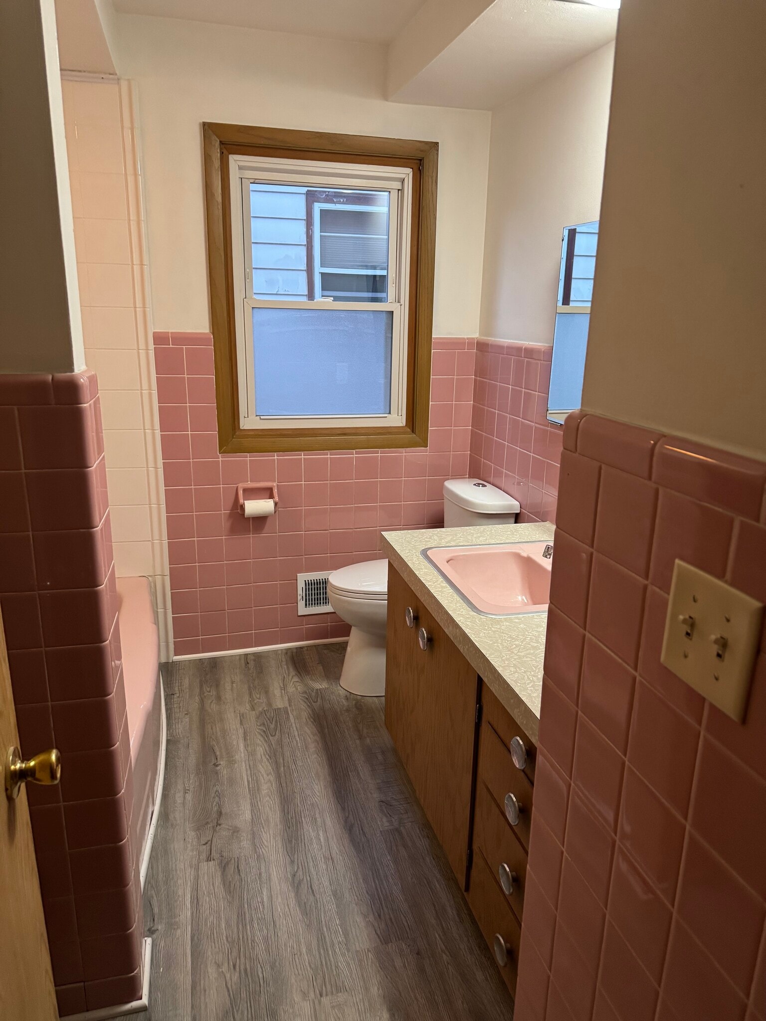 Building Photo - 3537 N 85th St