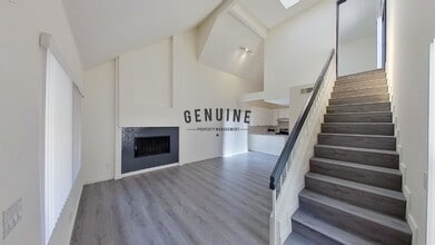 Building Photo - 2 Story 2Bd 2Ba Condo w/Vaulted Ceilings a...