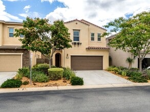 Building Photo - 2073 White Alder Ln