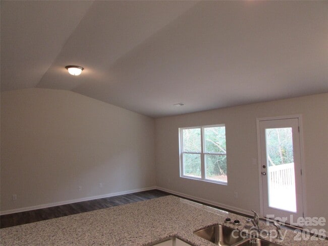 Building Photo - 1385 Amberlight Circle