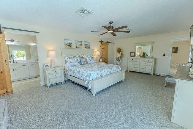 Building Photo - 5021 Porpoise Pl